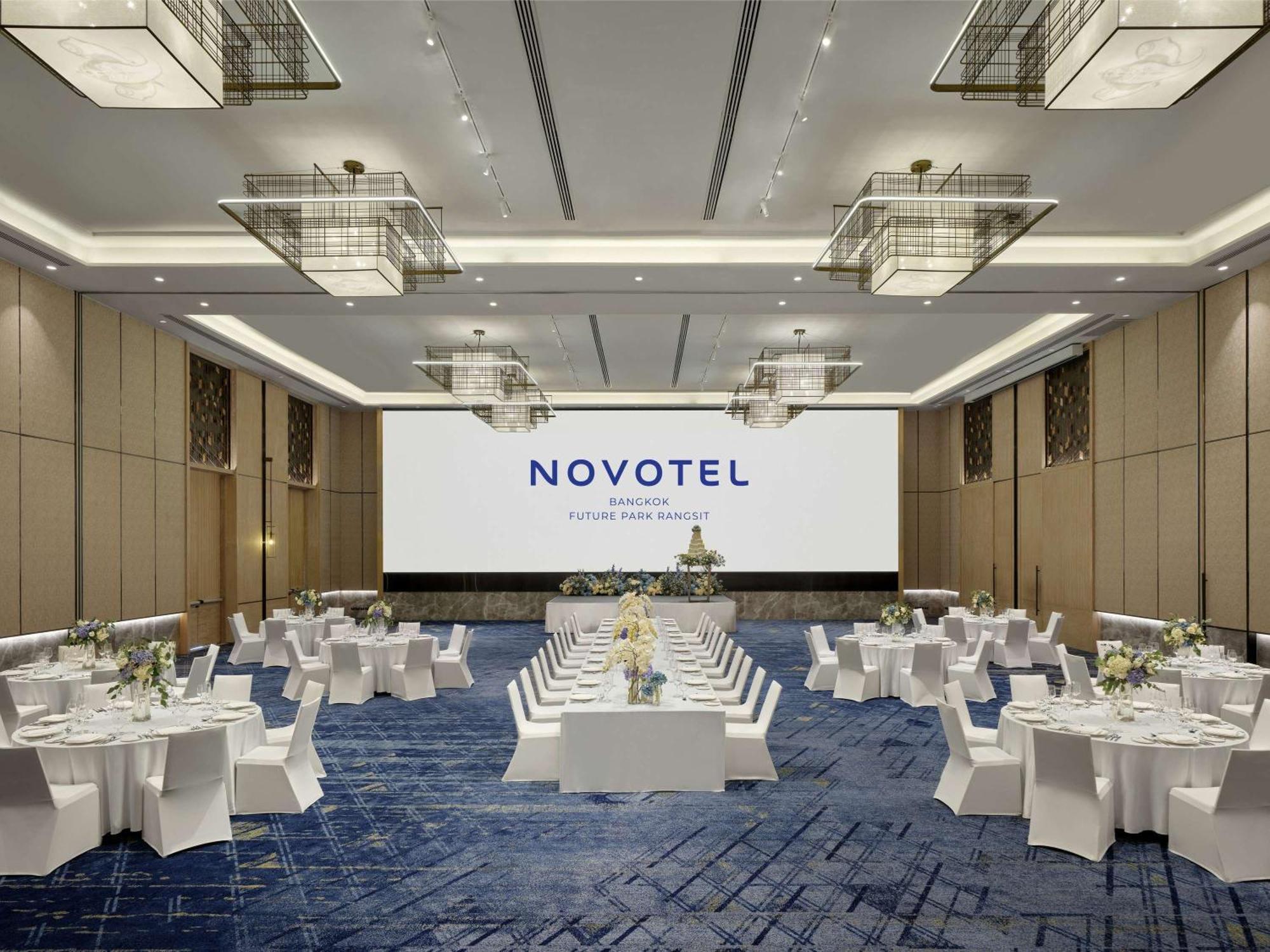 Novotel Bangkok Future Park Rangsit 빠툼 타니 외부 사진