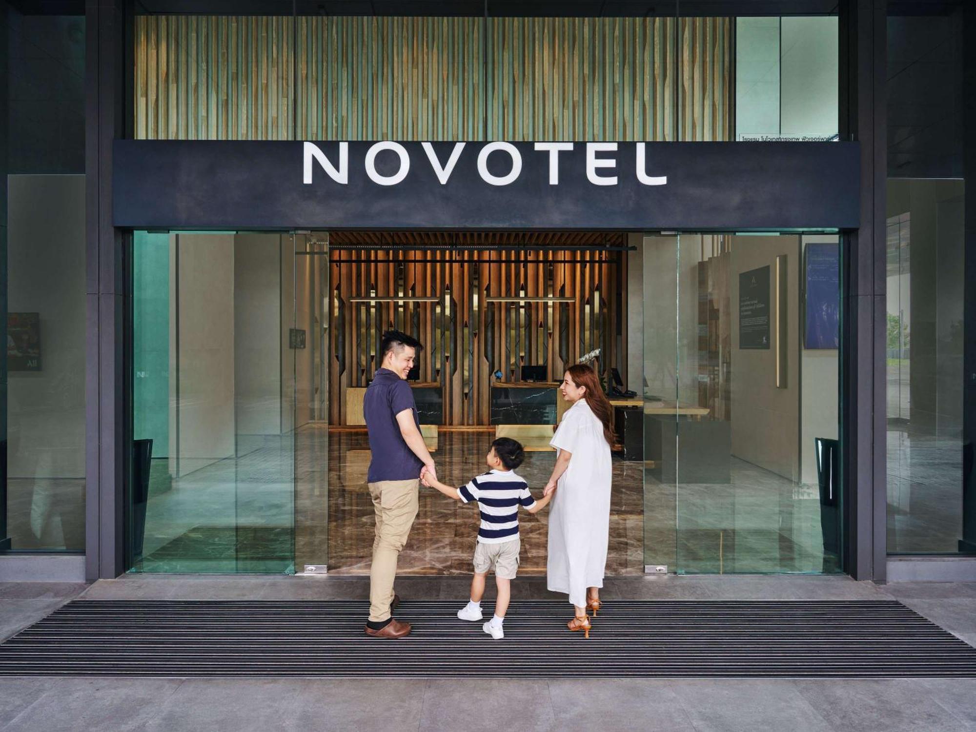 Novotel Bangkok Future Park Rangsit 빠툼 타니 외부 사진