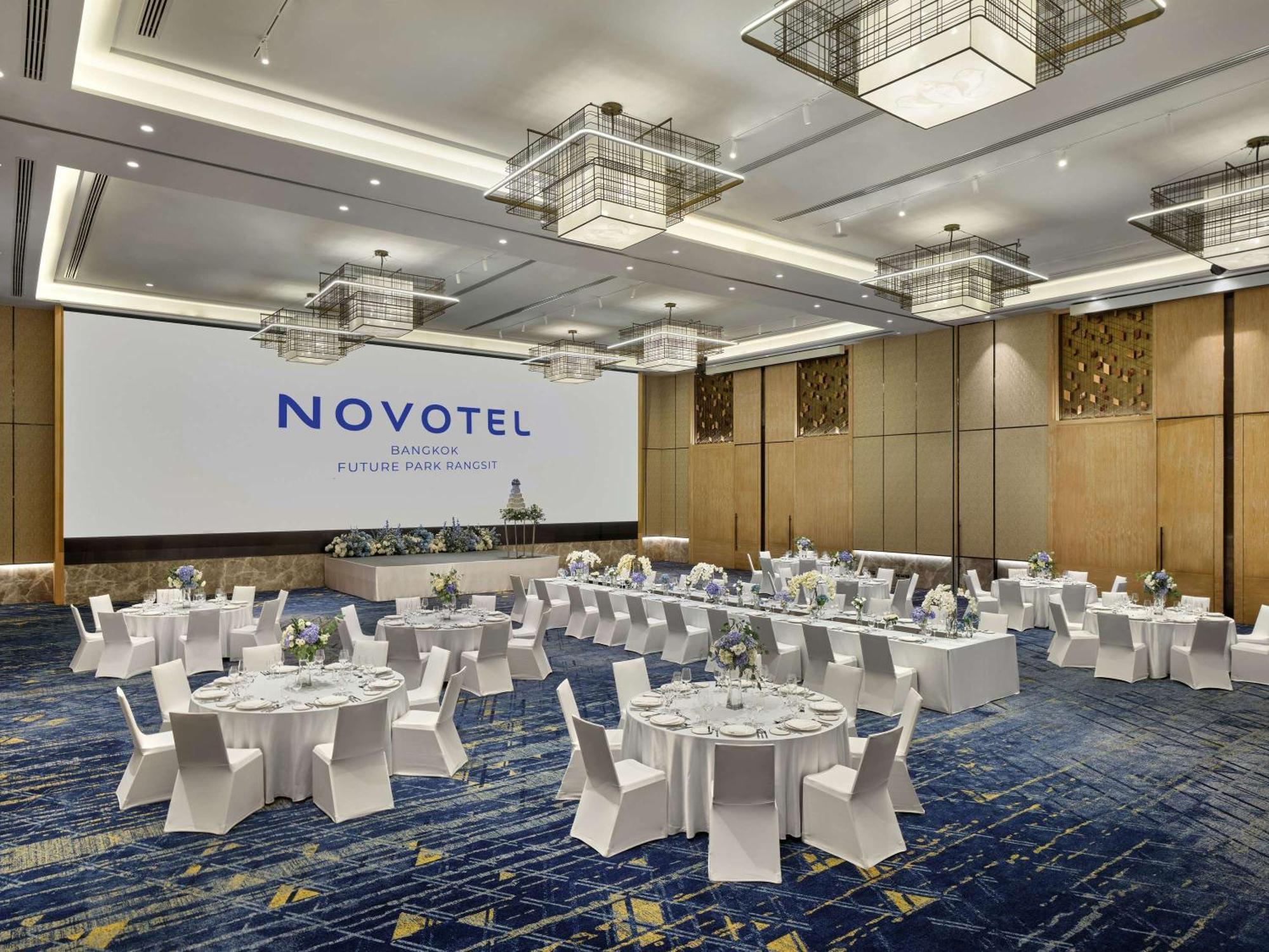 Novotel Bangkok Future Park Rangsit 빠툼 타니 외부 사진