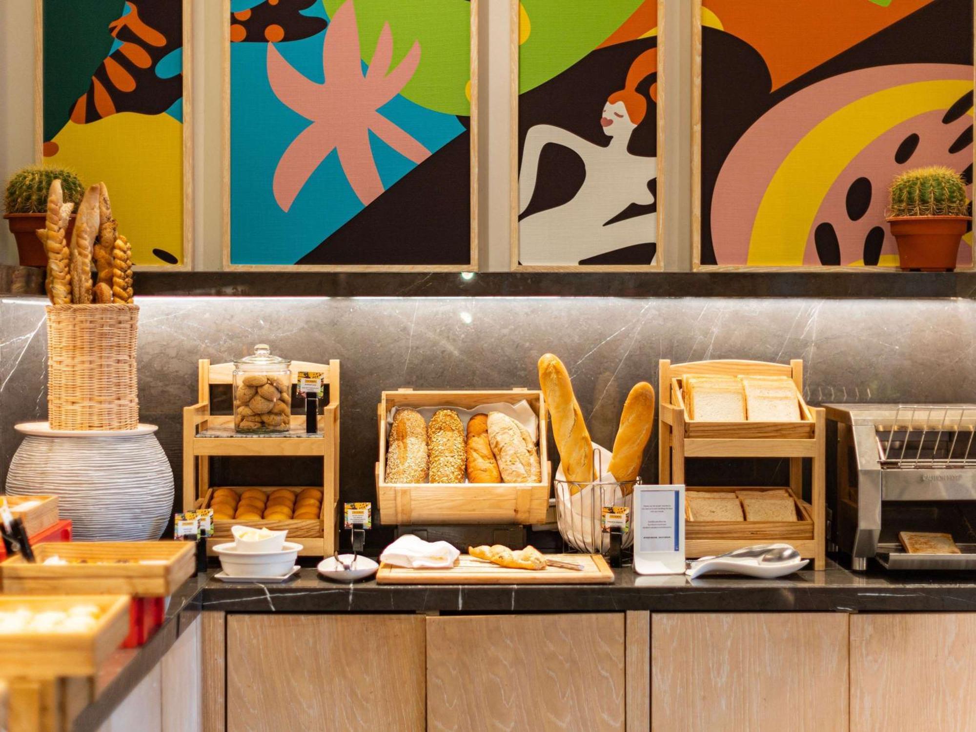Novotel Bangkok Future Park Rangsit 빠툼 타니 외부 사진